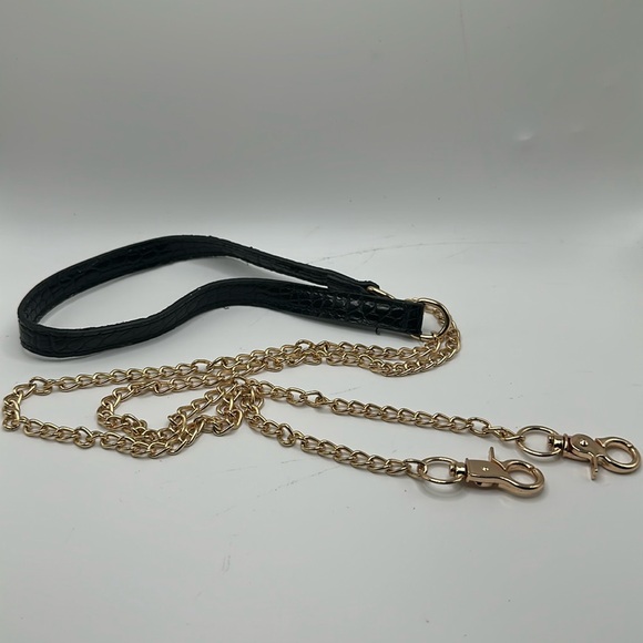 Replacement black Vega leather gold chain purse strap - Picture 1 of 3